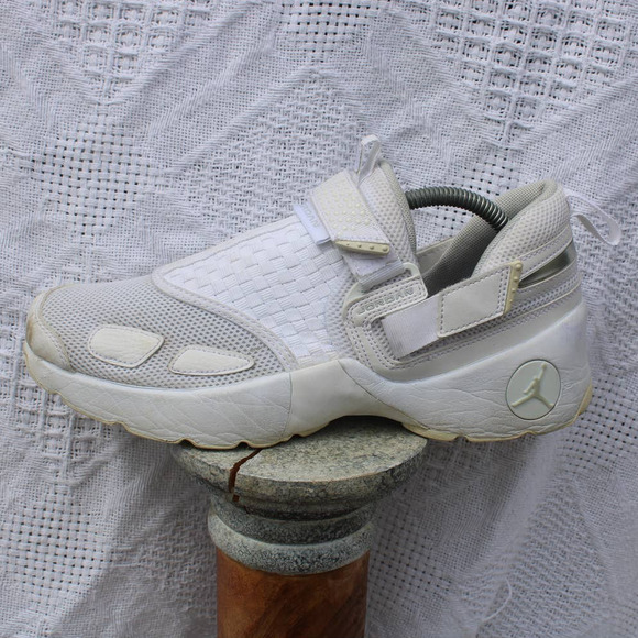Nike Air Jordan Trunner Triple White sz 8.5 897992-100 - Picture 3 of 10